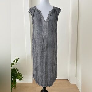 SOYACONCEPT Lightweight Cap Sleeve Deep V Neck Shift Dress Sequin Trim Flowy